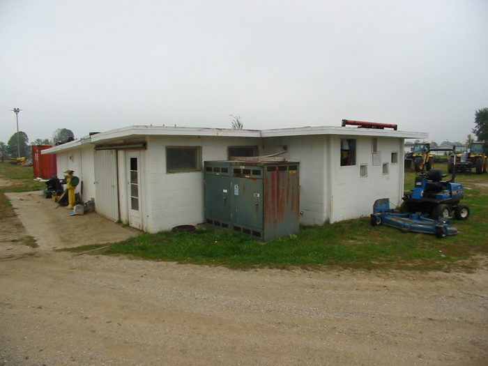 Big Rapids Drive-In Theatre - October 2002 Photo (newer photo)